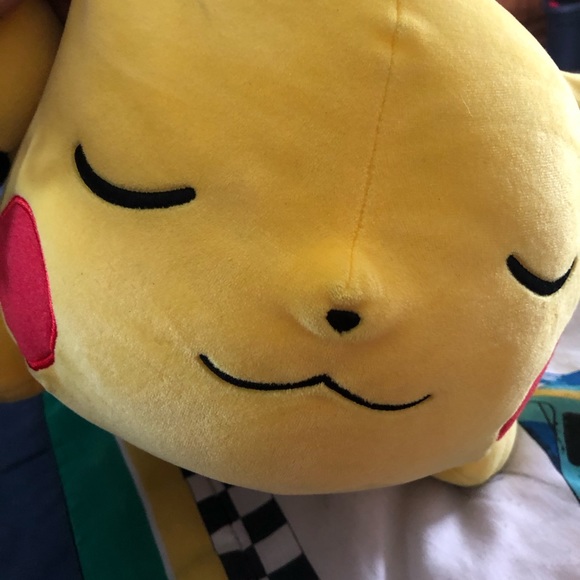 POKEMON!This adorable 18" Sleeping Pikachu plush stuffed animal - Picture 4 of 6